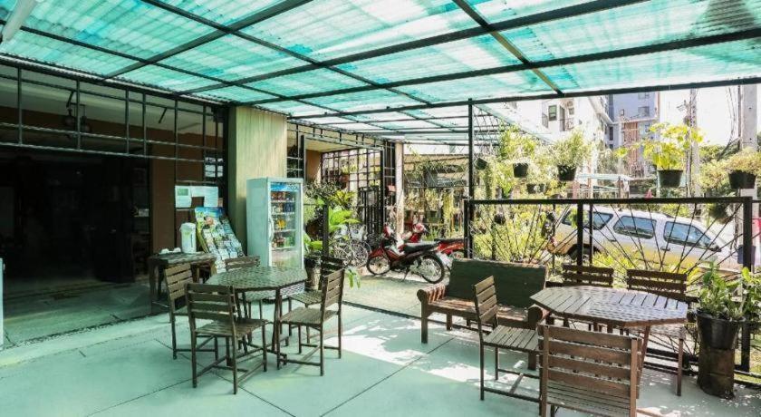 Nakara Boutique Chiang Mai Hotel Exterior foto